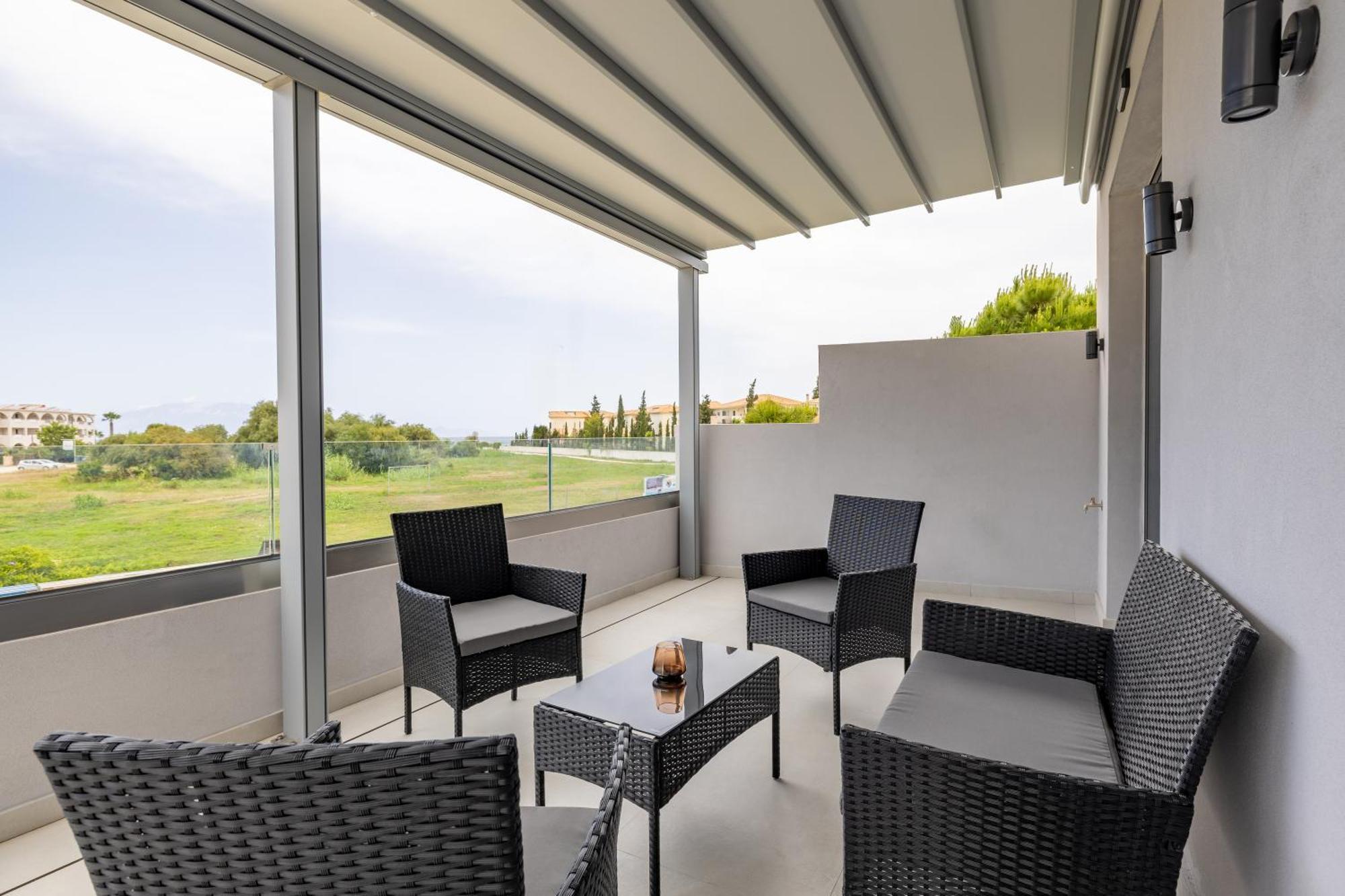 Apartament Valianos *